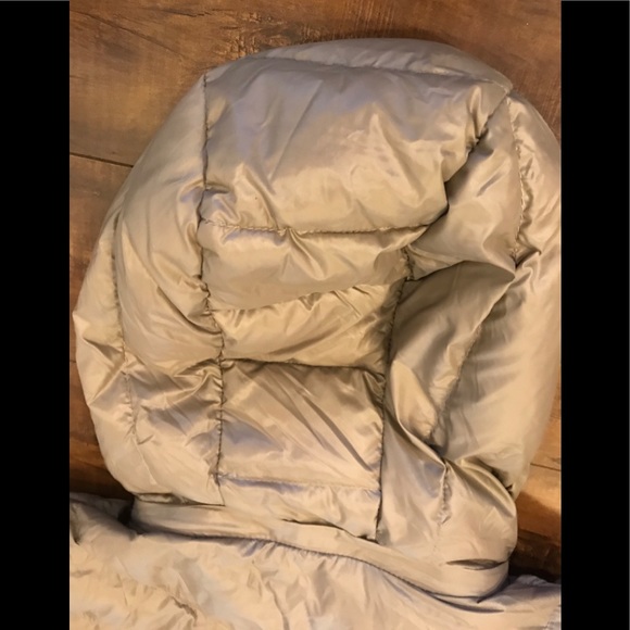 Calvin Klein Packable Down Filled Lightweight hooded Jacket size Large - Picture 6 of 14